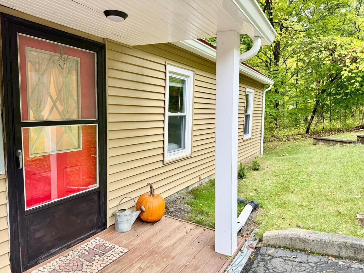 Cayuga Lake Cottage With Private Lake Access Washingtonville ภายนอก รูปภาพ